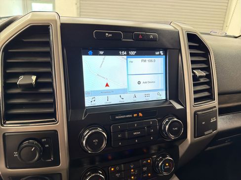 Used 2019 Ford F150 Lariat RWD image 23