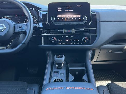 Used 2025 Nissan Pathfinder Rock Creek image 23