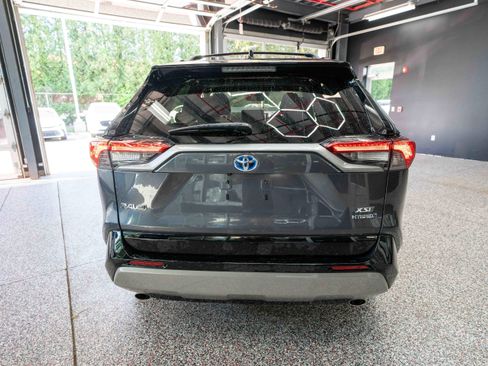 Certified 2023 Toyota RAV4 XSE w/ XSE Grade Weather Package AWD/4WD image 4