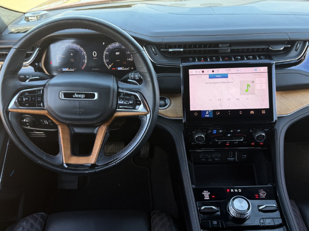 Used 2022 Jeep Grand Cherokee Summit AWD/4WD image 13