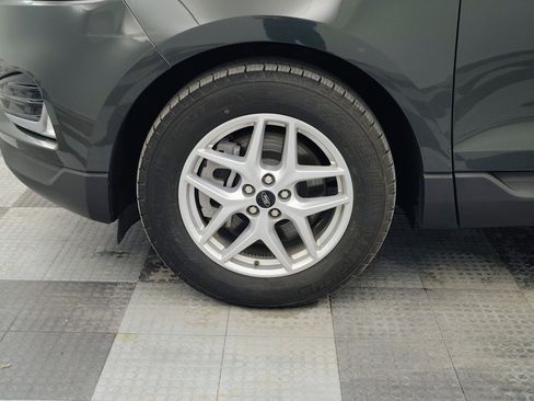 Used 2024 Ford Edge SEL w/ Convenience Package image 14