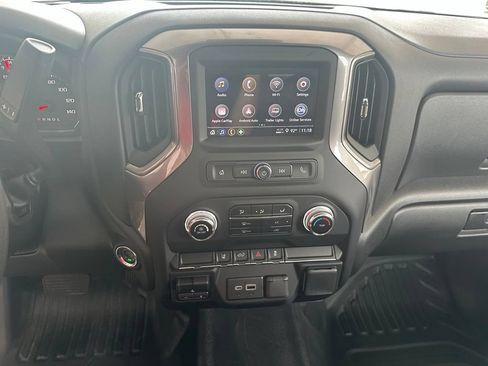 Used 2025 GMC Sierra 2500 Pro AWD/4WD image 23