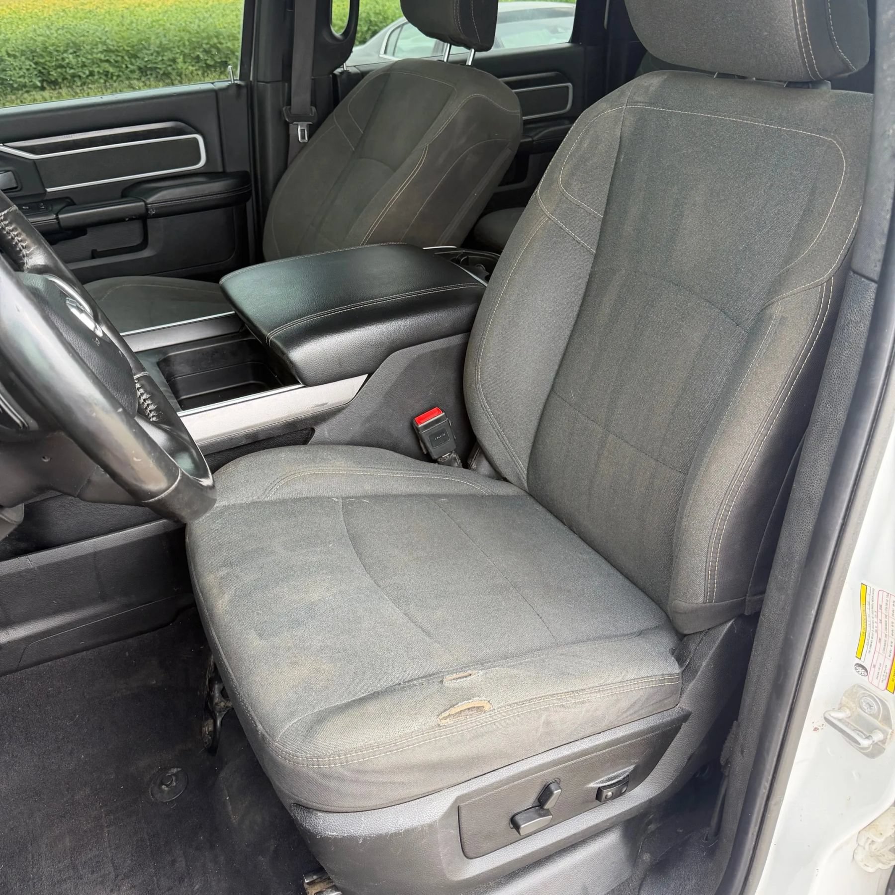 Used 2022 RAM 2500 Big Horn w/ Level B Equipment Group AWD/4WD image 5