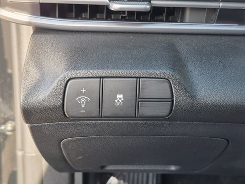 Certified 2024 Hyundai Elantra SEL w/ Convenience Package FWD image 27