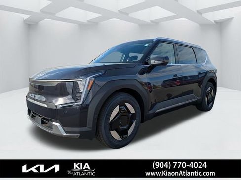 New 2026 Kia EV9 Wind AWD/4WD image 9
