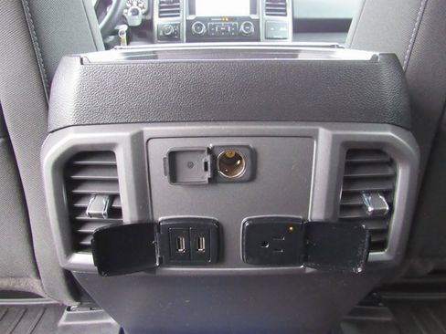 Used 2018 Ford F150 XLT w/ Equipment Group 302A Luxury image 26