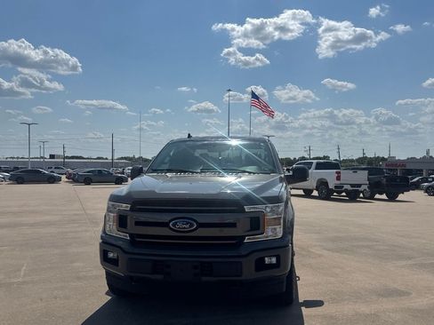 Used 2018 Ford F150 XLT w/ Equipment Group 302A Luxury AWD/4WD image 6