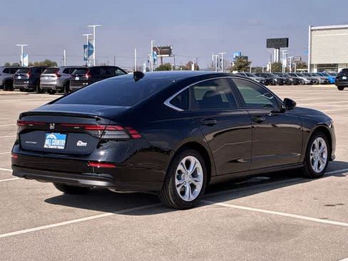 Used 2025 Honda Accord LX image 6