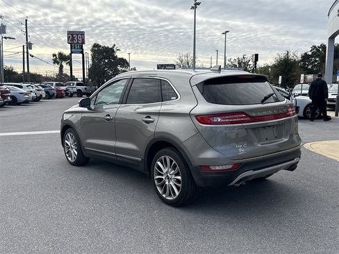 Used 2017 Lincoln MKC Reserve image 6