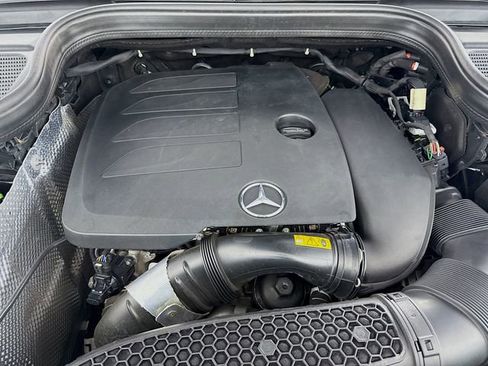 Used 2023 Mercedes-Benz GLE 350 4MATIC image 32