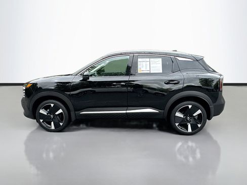 Used 2025 Nissan Kicks SR FWD image 4
