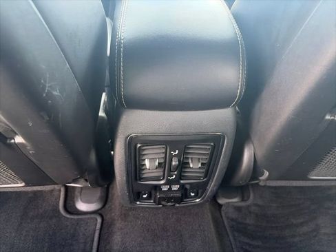 Used 2015 Jeep Grand Cherokee Limited AWD/4WD image 13