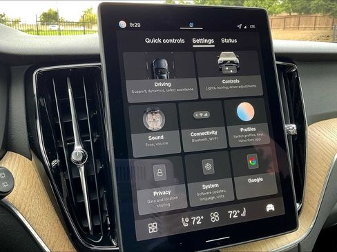 New 2026 Volvo XC60 T8 Plus w/ Protection Package Premier image 22