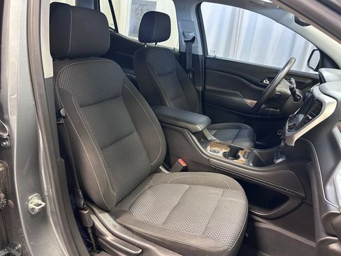 Used 2020 GMC Acadia SLE w/ Driver Convenience Package FWD image 22
