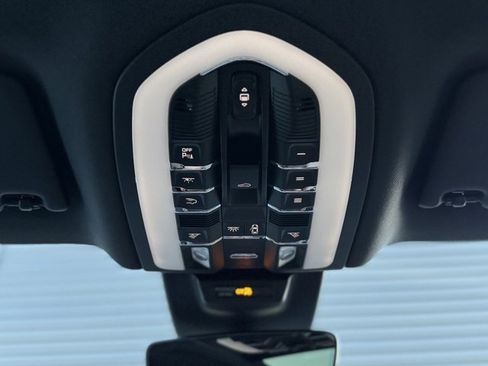 New 2026 Porsche Macan S image 34