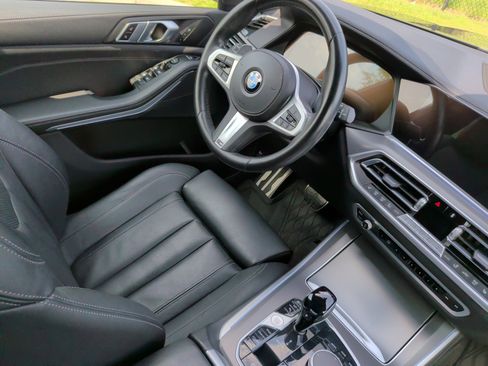 Used 2022 BMW X5 xDrive40i w/ M Sport Package AWD/4WD image 34