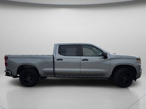 Used 2023 Chevrolet Silverado 1500 Custom AWD/4WD image 23