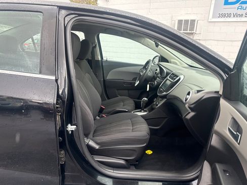 Used 2017 Chevrolet Sonic LT image 11