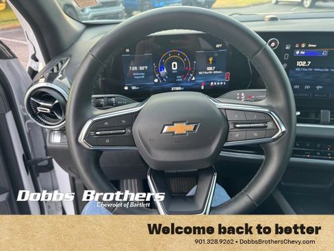 Used 2026 Chevrolet Equinox LT FWD image 17