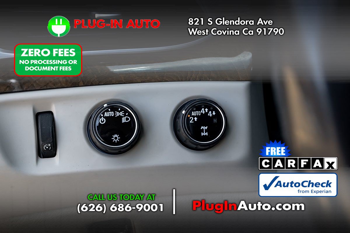 Used 2020 Cadillac Escalade Premium Luxury AWD/4WD image 2