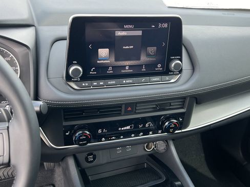 New 2026 Nissan Rogue SV image 10