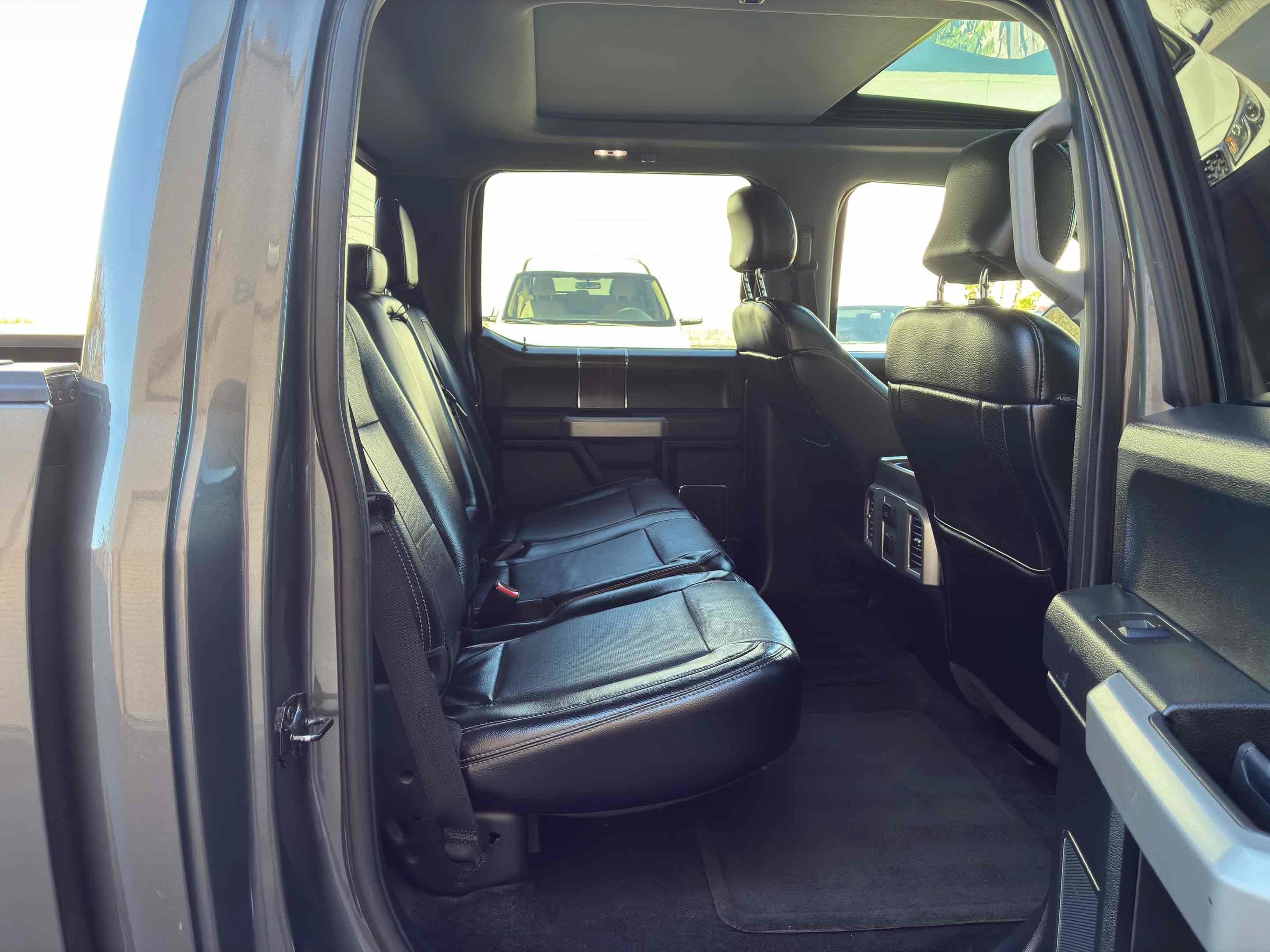 Used 2016 Ford F150 Lariat w/ Equipment Group 501A Mid AWD/4WD image 46