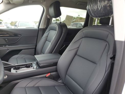 New 2026 Lincoln Nautilus Premier AWD/4WD image 21