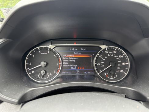 Used 2025 Nissan Altima 2.5 SV FWD image 21