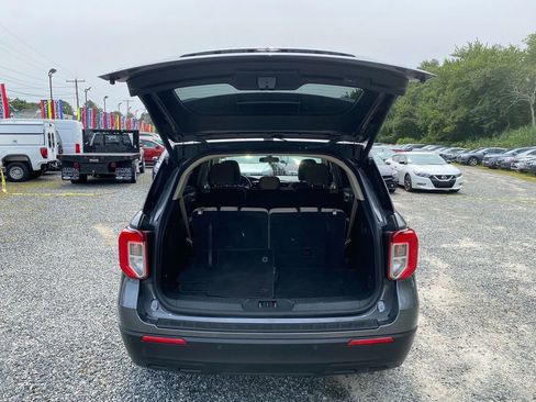 Used 2022 Ford Explorer XLT image 24
