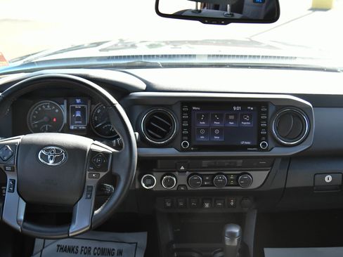 Used 2023 Toyota Tacoma TRD Off-Road w/ Technology Package image 36