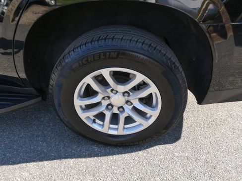Used 2021 Chevrolet Tahoe LT AWD/4WD image 35