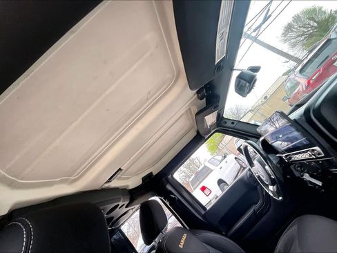 Used 2014 Jeep Wrangler Unlimited Sahara w/ Connectivity Group image 14