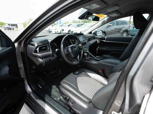 Used 2024 Toyota Camry SE FWD image 8