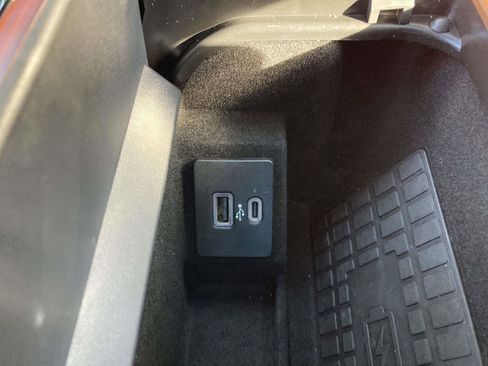 Used 2021 Lincoln Navigator Reserve AWD/4WD image 26