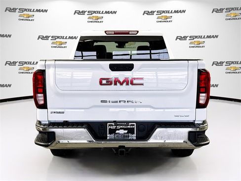 Used 2024 GMC Sierra 1500 SLE image 6