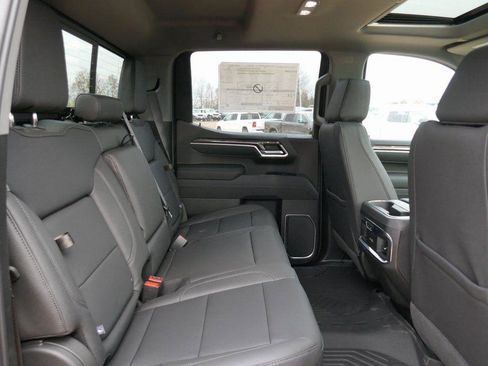 New 2026 Chevrolet Silverado 1500 LTZ w/ LTZ Premium Package AWD/4WD image 12