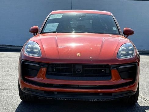 Used 2023 Porsche Macan AWD/4WD image 6
