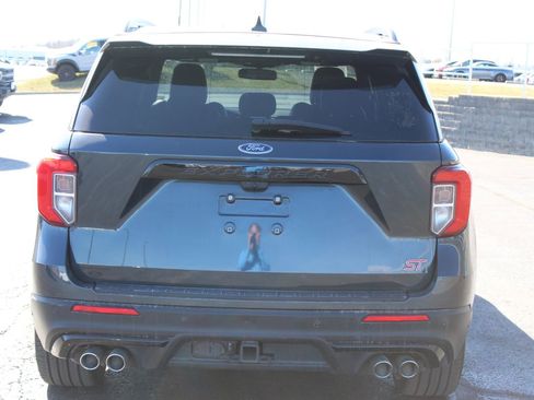 Used 2022 Ford Explorer ST w/ Equipment Group 401A AWD/4WD image 4