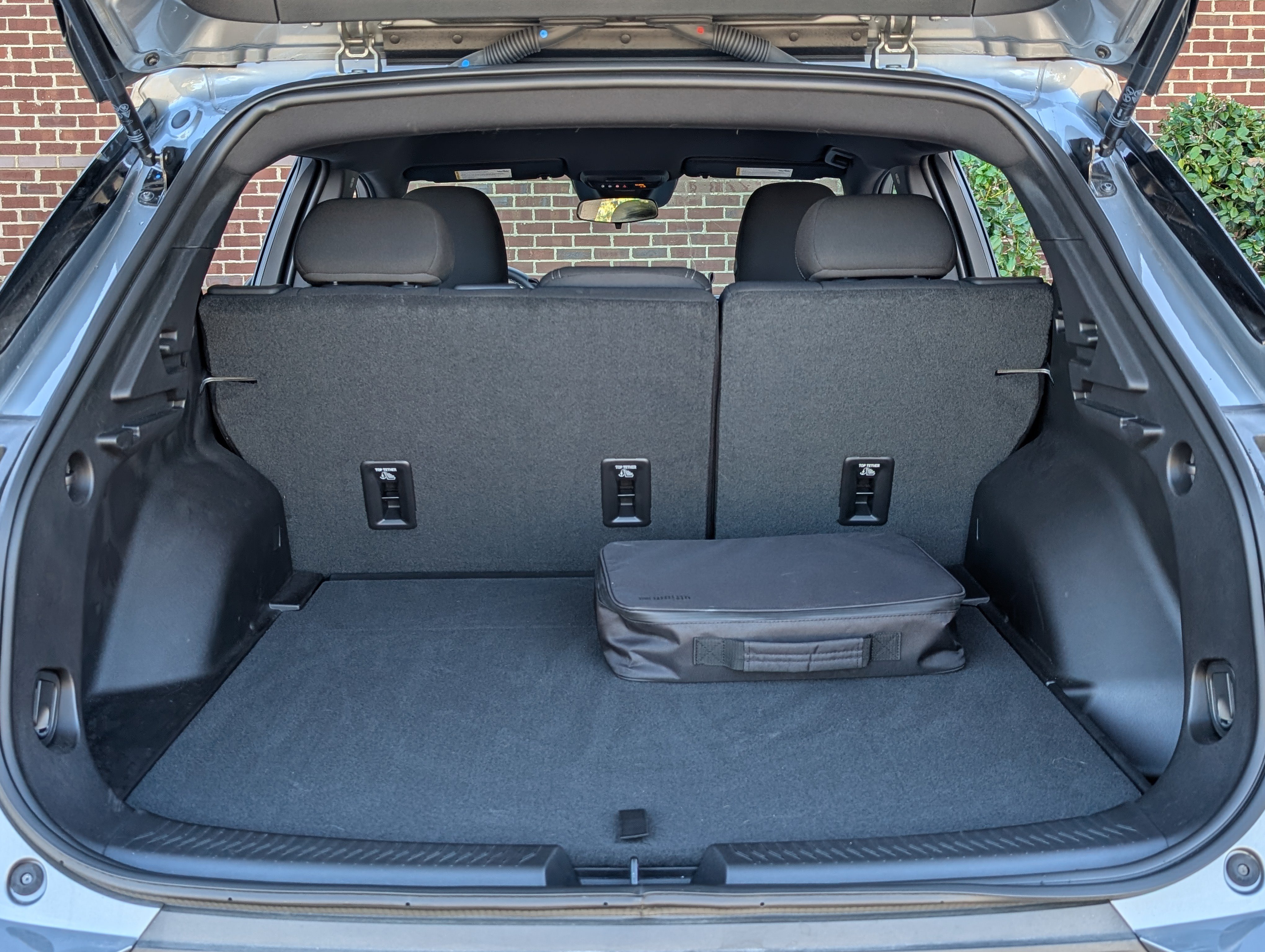 Used 2025 Chevrolet Equinox EV LT w/ Comfort Package FWD image 18