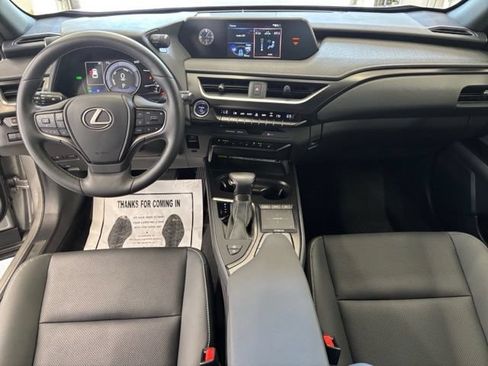 Used 2022 Lexus UX 250h w/ Premium Package AWD/4WD image 13