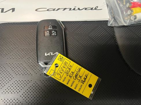 Used 2024 Kia Carnival SX FWD image 59