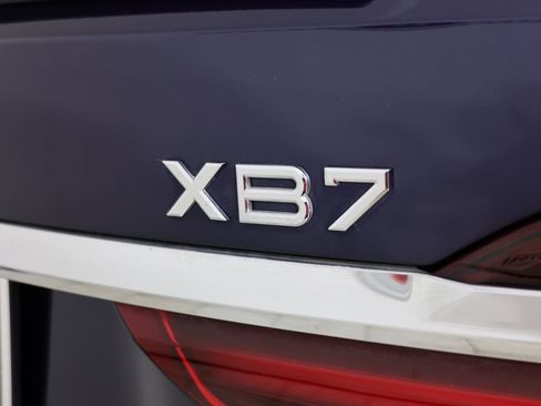 Used 2021 BMW ALPINA XB7 image 17