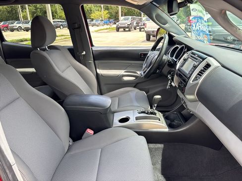 Used 2013 Toyota Tacoma PreRunner w/ TRD Sport Pkg RWD image 27