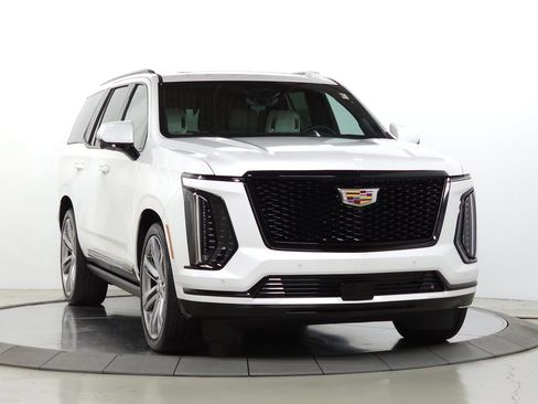 Used 2025 Cadillac Escalade Sport Platinum AWD/4WD image 11