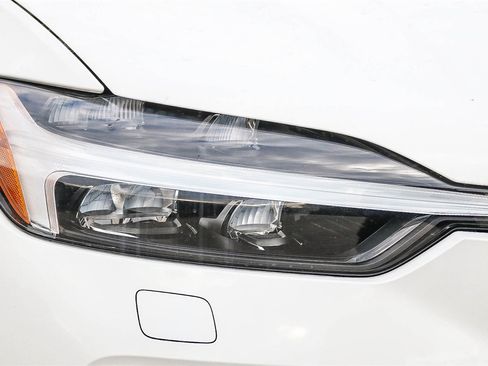 New 2026 Volvo XC60 T8 Plus w/ Climate Package PRO image 4