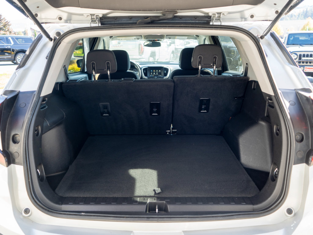 Used 2018 GMC Terrain SLE w/ Driver Convenience Package FWD image 31