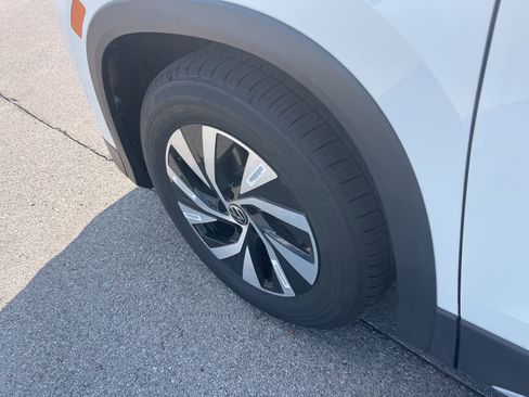 New 2026 Volkswagen Tiguan S FWD image 5
