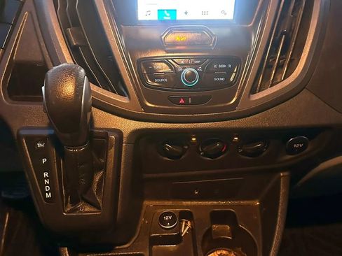 Used 2018 Ford Transit 350 148 Medium Roof RWD image 17