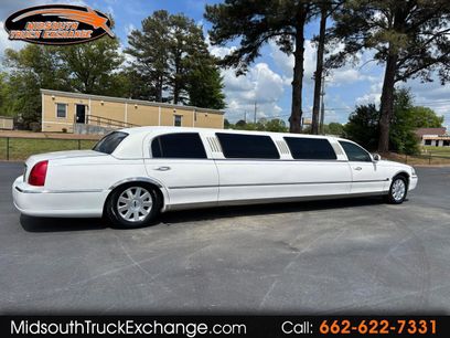Used 2004 Lincoln Town Car Executive