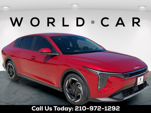 Used 2025 Kia K4 EX FWD image 2
